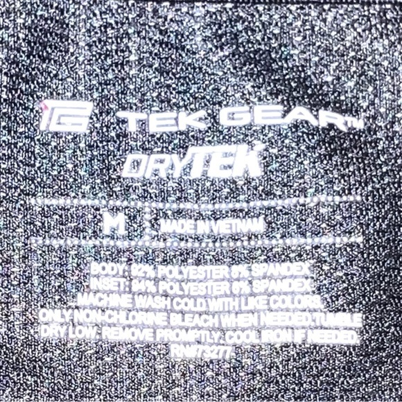 Tek Gear DRYTEK size M black long sleeve 1/4 zip pullover athletic shirt jacket - Picture 12 of 15
